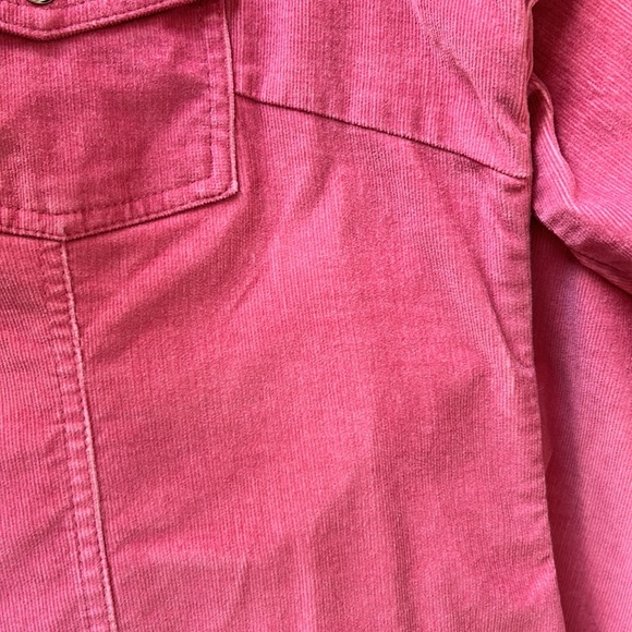 Vintage Cotton Ginny!! Pink corduroy “pearl” button shirt - Picture 10 of 13
